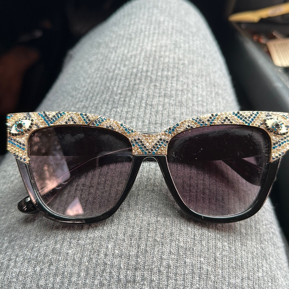 Cat eye embellished sunglasses